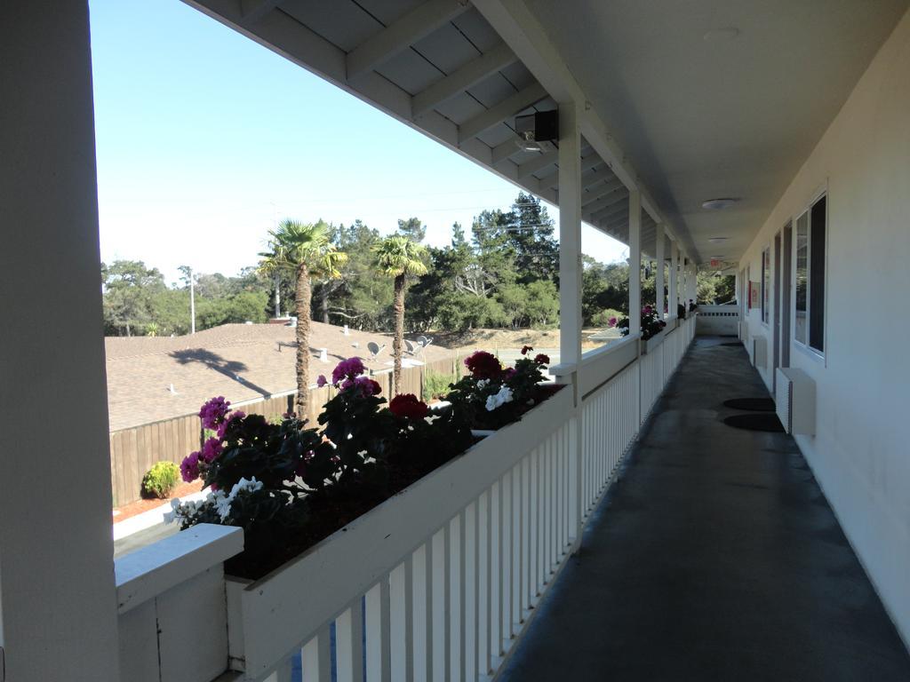 Fisherman'S Cove Inn Monterey Esterno foto