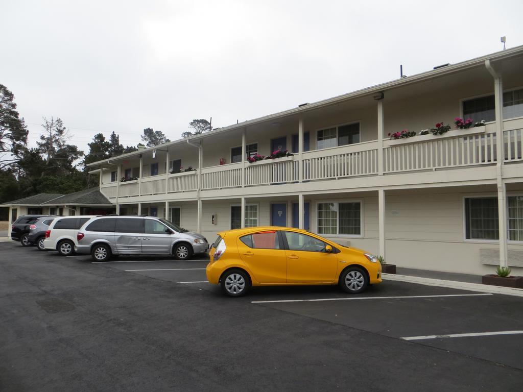 Fisherman'S Cove Inn Monterey Esterno foto